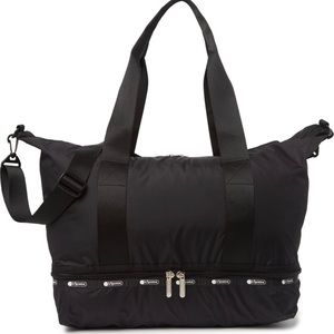 LeSportsac Dakota Medium Deluxe Overnight Bag - Jet Black